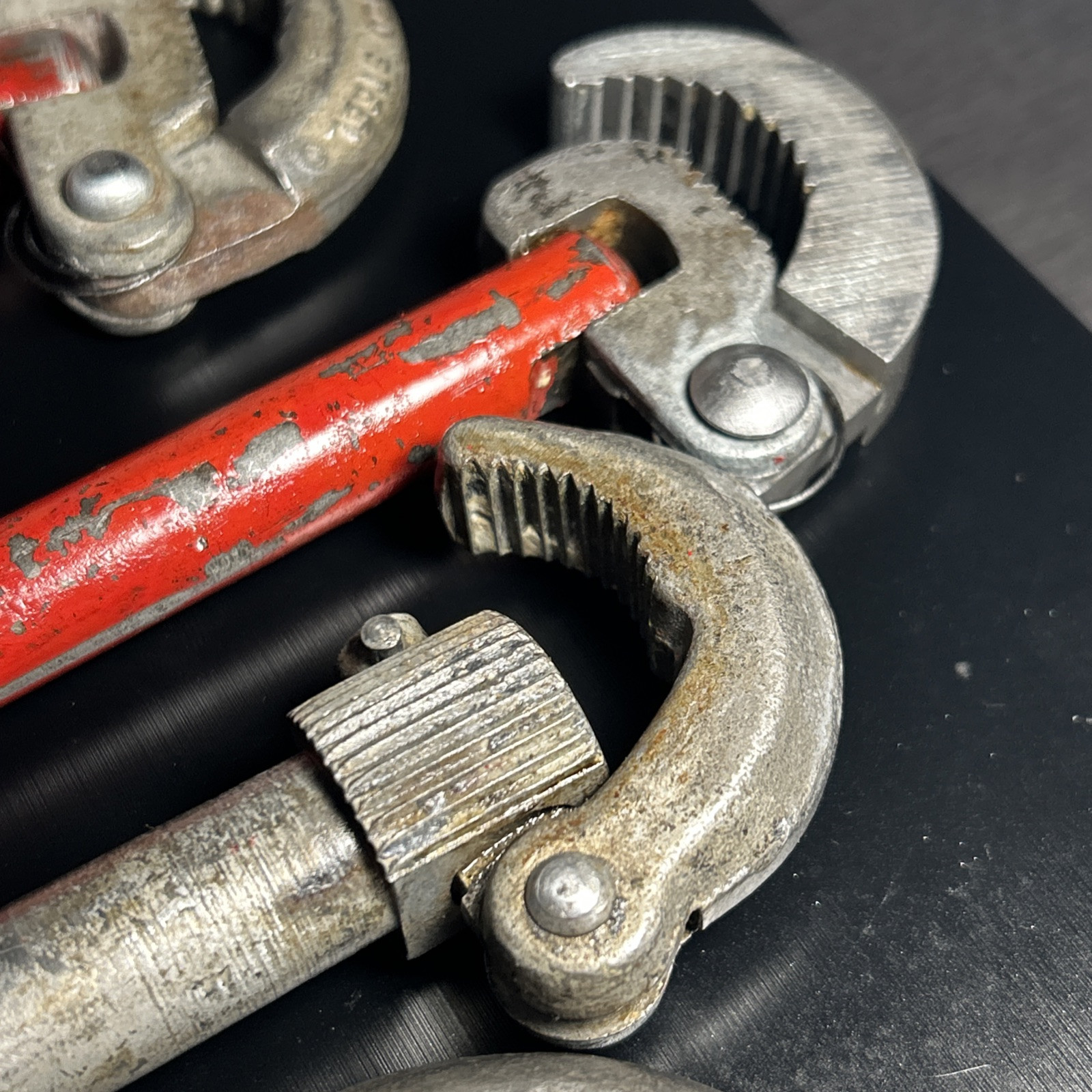 4 VTG Basin Speedy Wrench Ace Covers Co. Bedford And Unbranded Made in USA