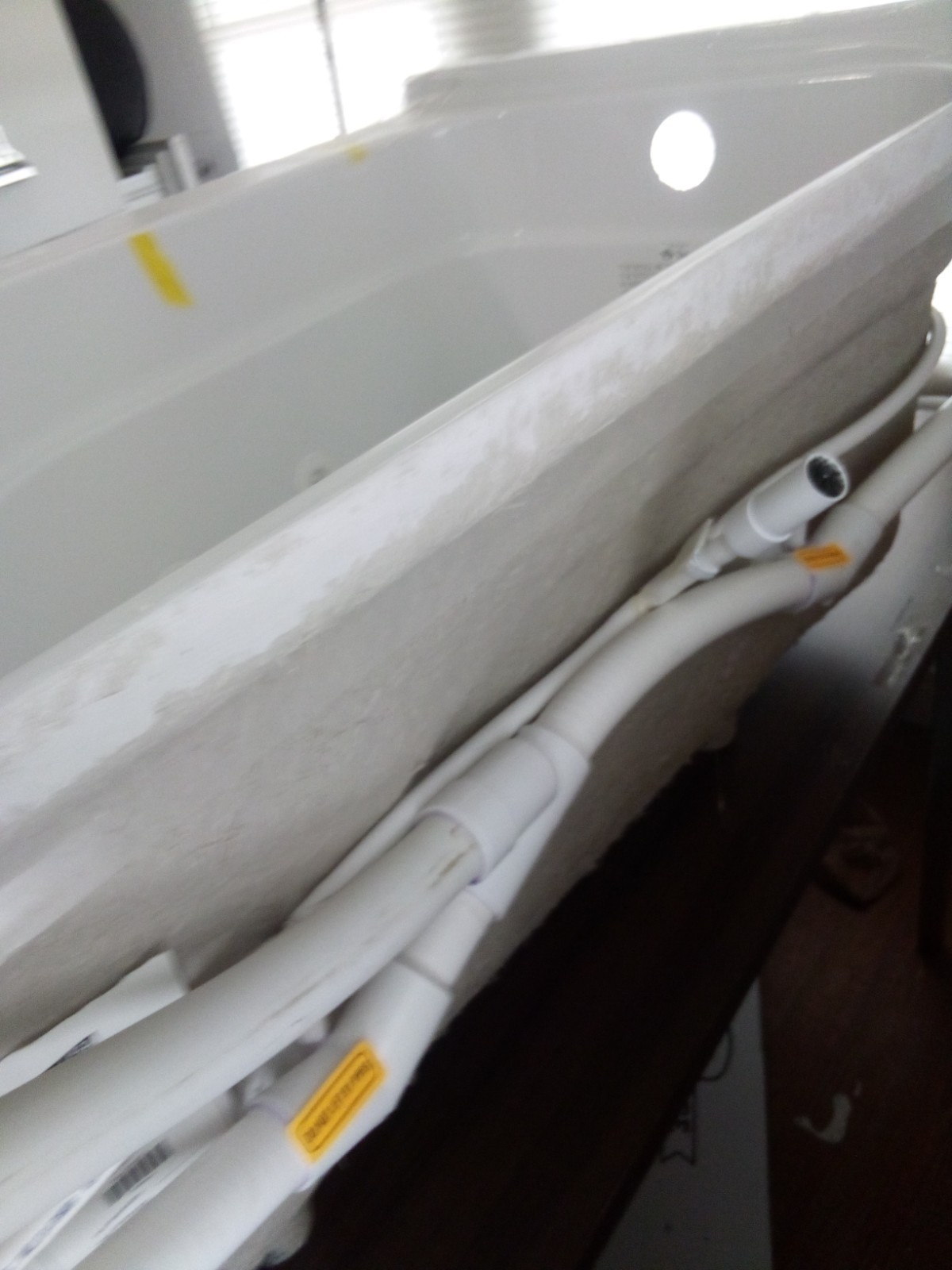 ACRYLIC SOAKING TUB – MADE IN USA. SIZE: 5’ ¼” x 4’ 5” w/Jets NEW