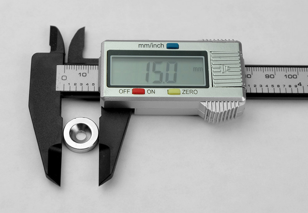 15mm x 4mm Hole 4mm N52 Strong Countersunk Ring Disc Rare Earth Crafts Magnets