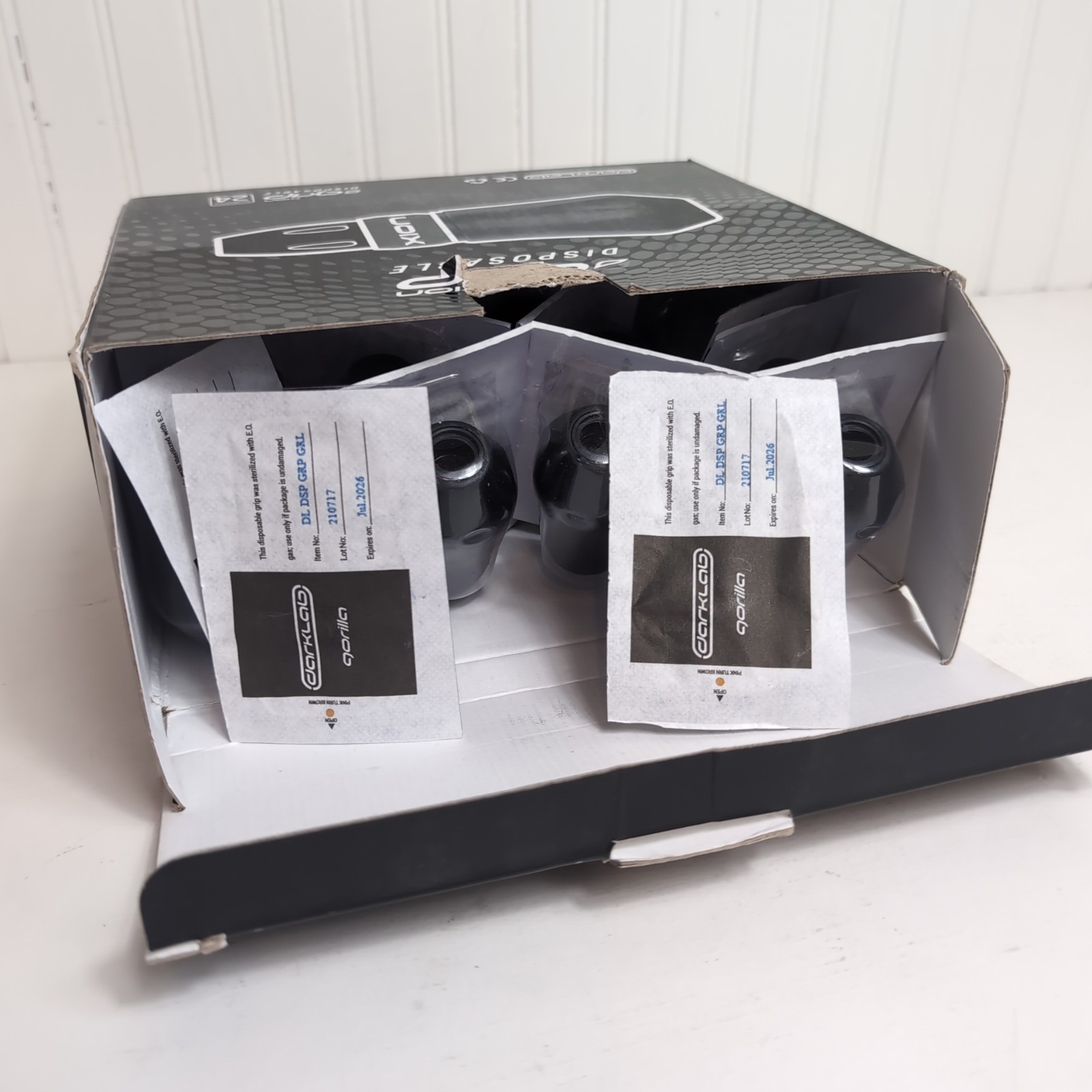 Gorilla Xion Disposable Tattoo Grips - 23 Total - New, Open Box Exp 7/26