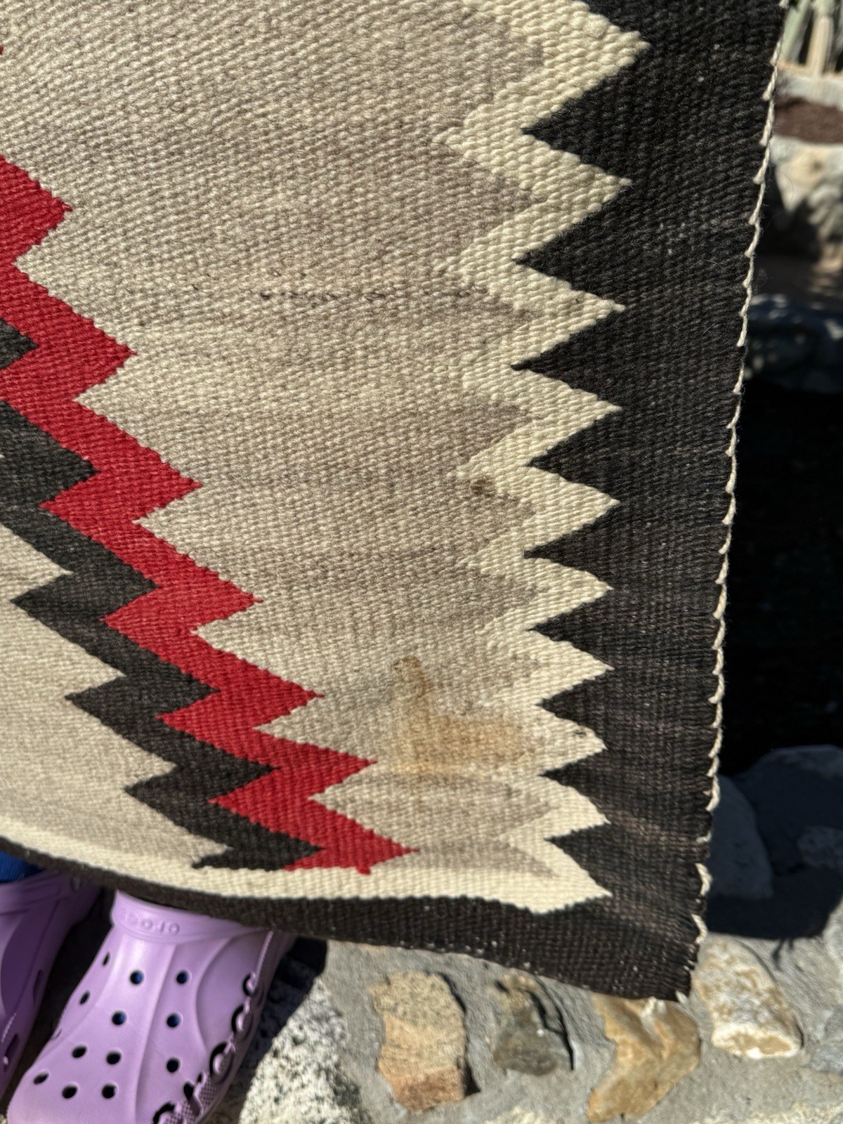 AUTHENTIC NAVAJO CABIN RUG c1920’s 60”X 32” XLNT NATIVE AMERICAN TIGHT WEAVING