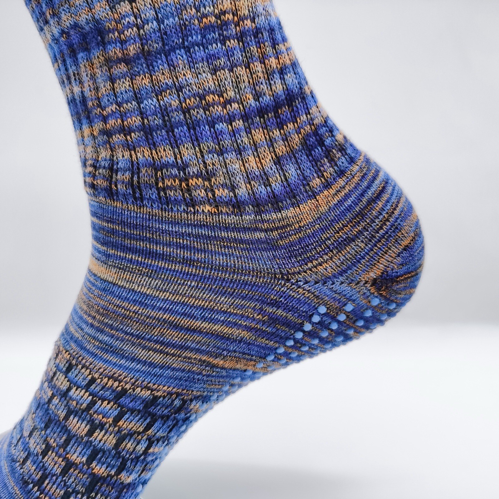 4 pairs BOMBAS Women's Performance Gripper Honeycomb Crew Socks size Small