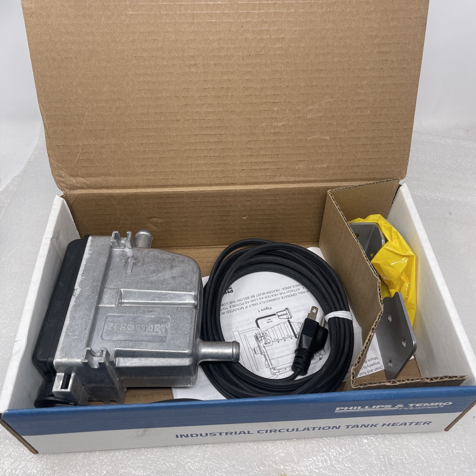 Phillips & Temro Zerostart Circulation Tank Heater, 1000W, 120 VAC, 3309041