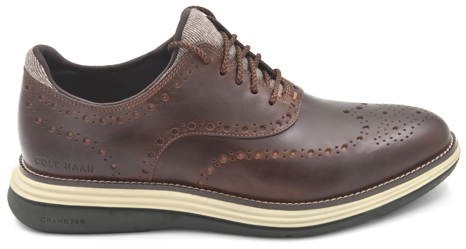 Cole Haan Men's ØriginalGrand Ultra Wingtip Oxfords C34063
