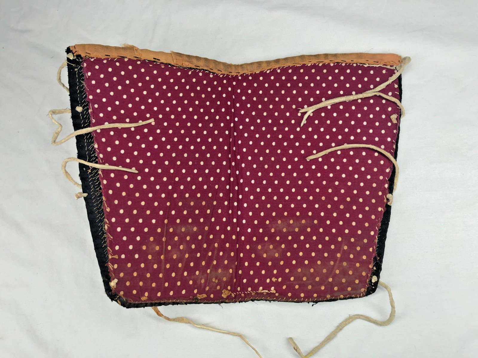 LATE 1800'S/EARLY 1900'S NATIVE AMERICAN MADE BEADED WRIST CUFFS W/ TRADE CLOTH