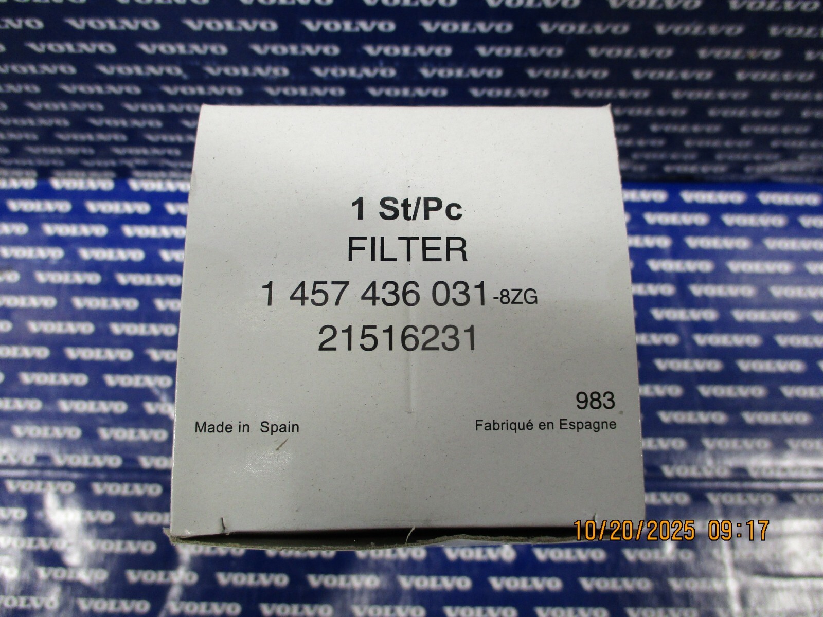 Genuine OEM Volvo Mack DEF pump filter 23381562