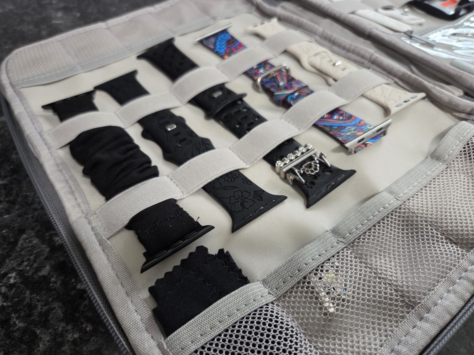 Travel Organizer Storage Case for (included) Smartwatch bands and accessories.