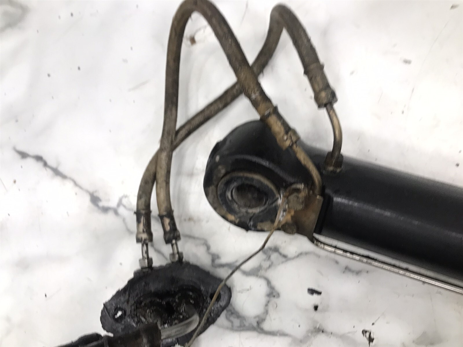 Mercury marine MerCruiser Alpha Bravo trim tilt lift hydraulic cylinders NO SALT