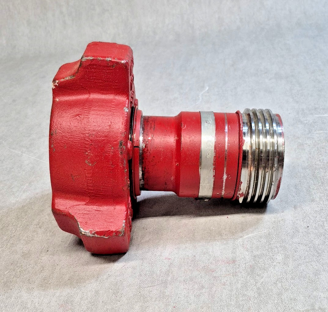 2" Figure 1502 SPM Female Union Configured for a 2" Bull Plug 15,000 psi