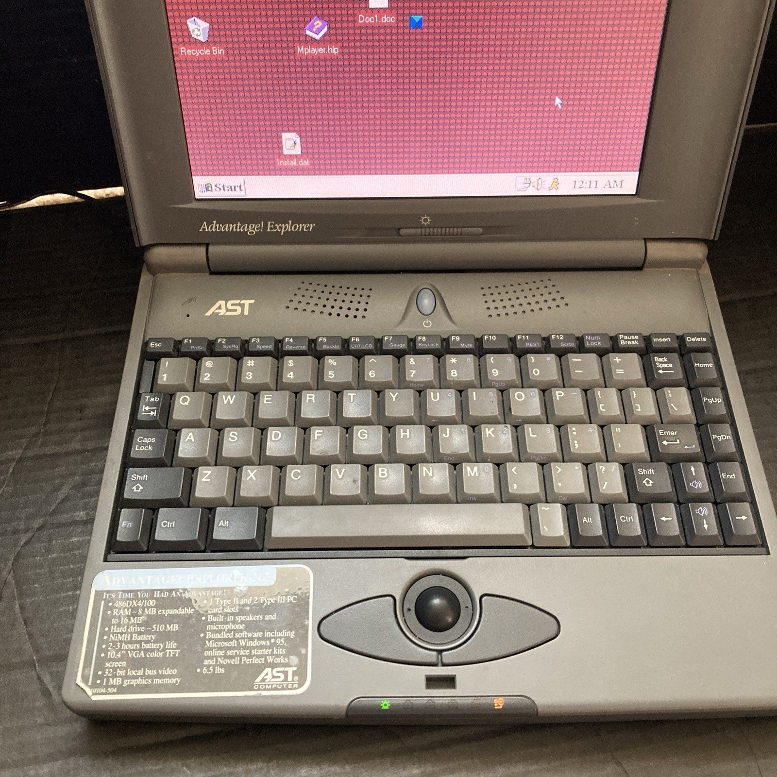 Vintage AST Advantage! Explorer 212 Laptop 486DX4/100 TFT, Working, Read Desc.