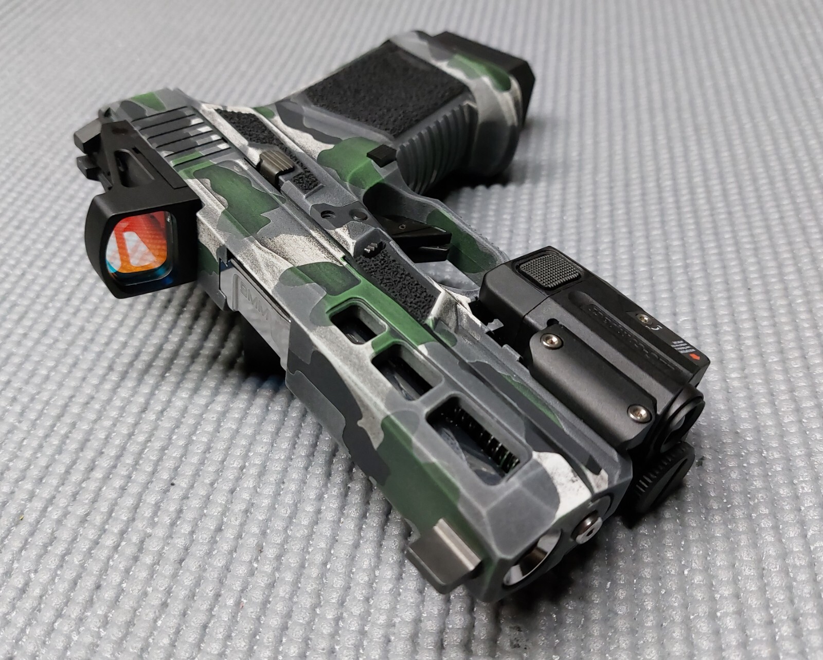 Duck Gap Camo High Heat Vinyl Stencil Kit - 2x 11"x7" Sheets Durable Easy to Use