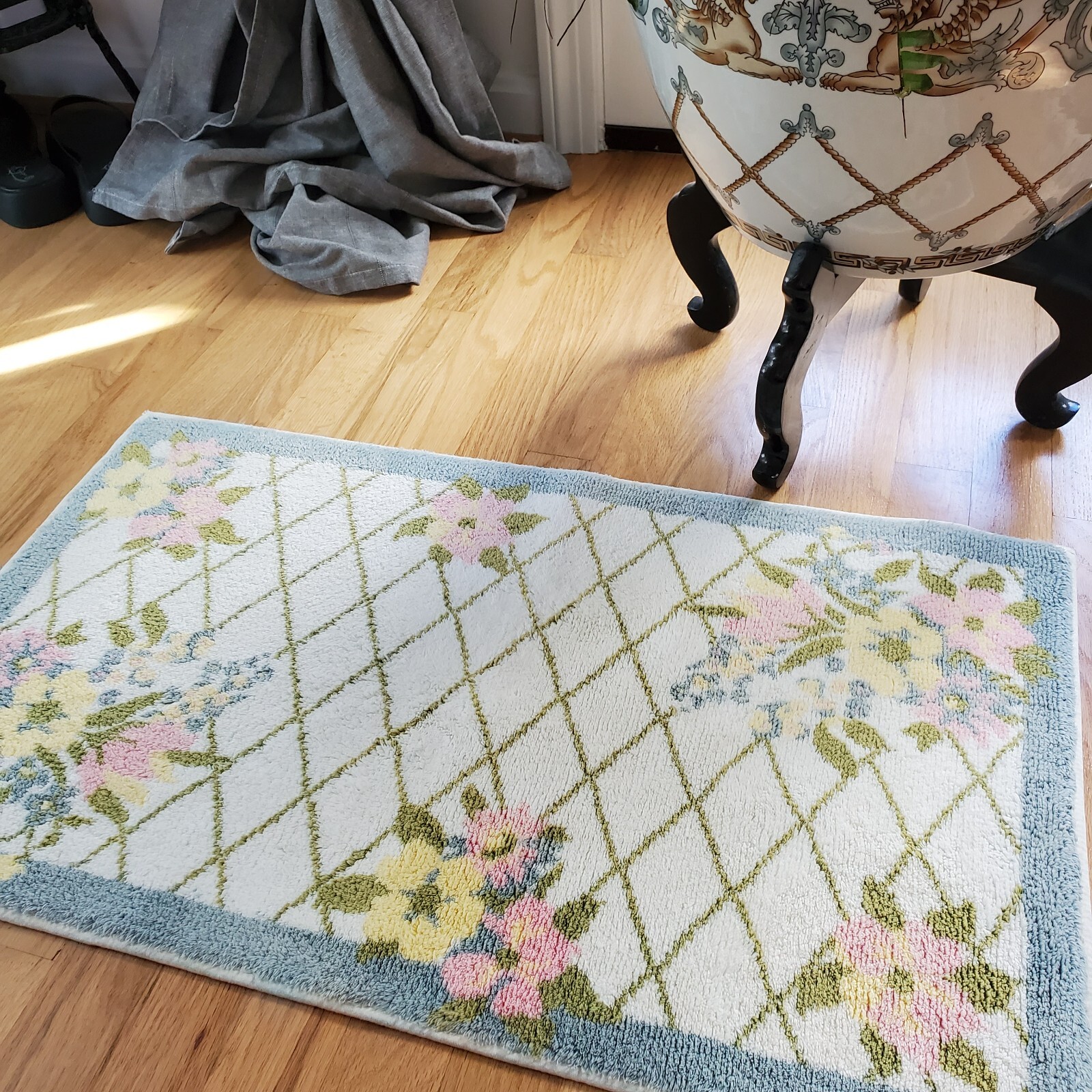 Longaberger Bath Mat Rug Pastel Trellis Pattern Blue Pink Cream White 18.5"x31"