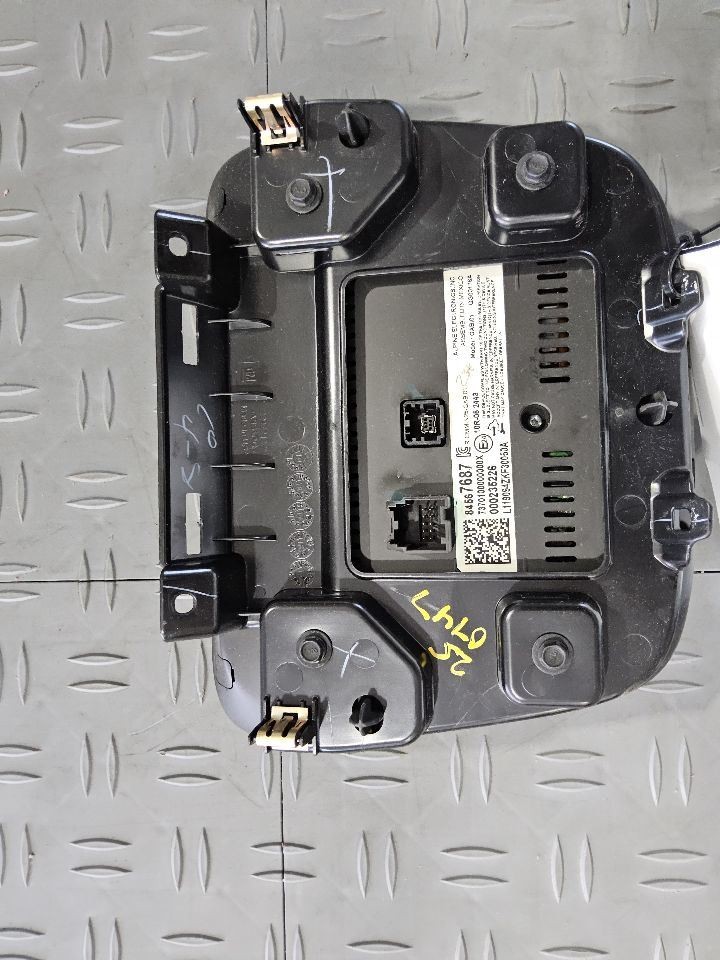 2019-2024 Chevy Malibu Front Dash Mounted Display