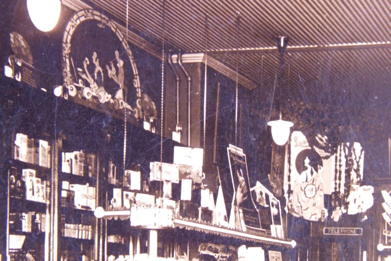 1920's Soda Fountain Cigar & Perfume Store 5 x 7 Original Photograph B8S1