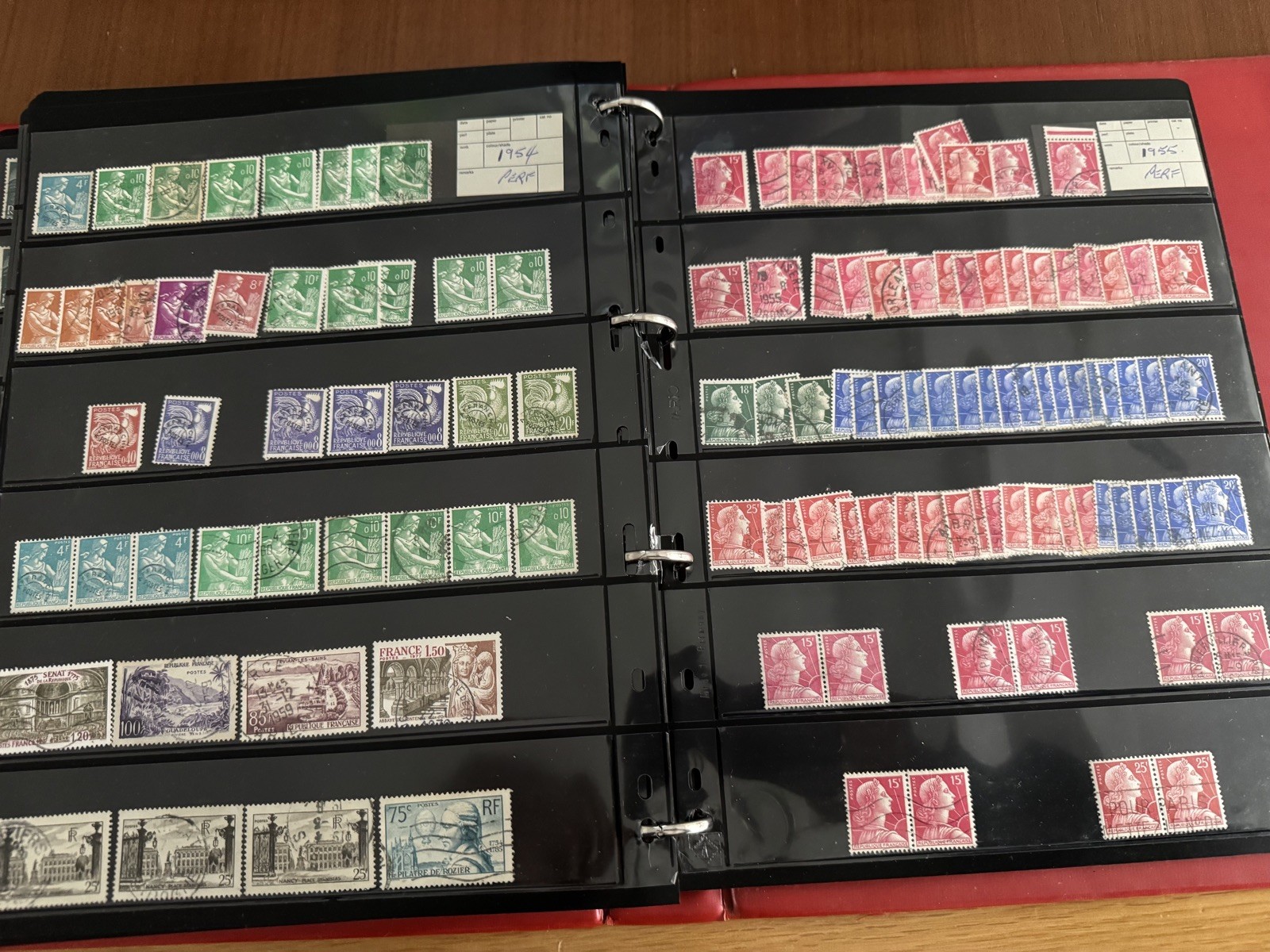 France Stamp Collection With 70 Pages PVC Album 1900-Modern-Some Early Good CV