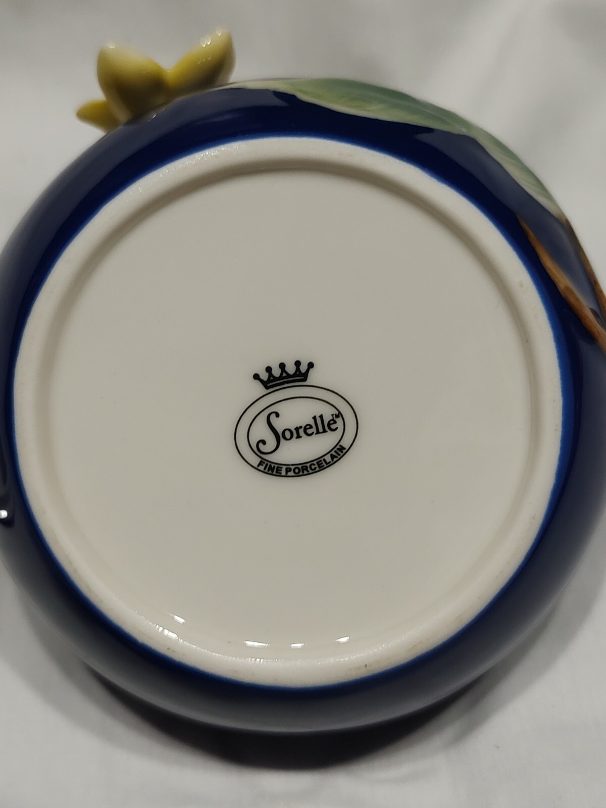 Sorelle Fine Porcelain Cobalt Blue Yellow Jasmine Flower Teapot 3.75"h x 6.25"L