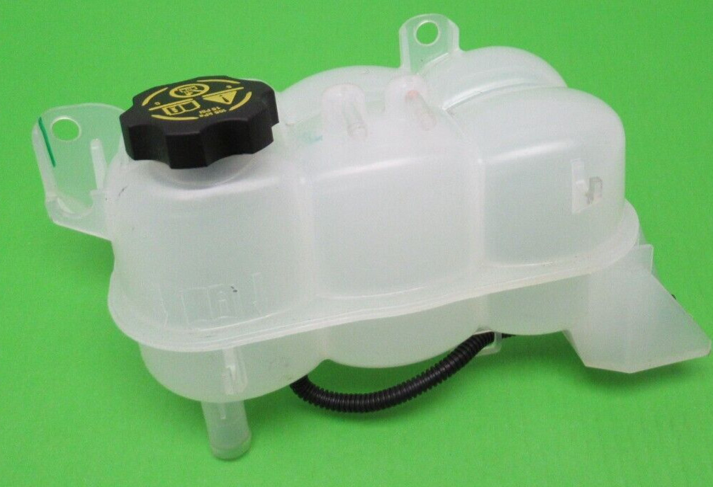 84632822 GM Radiator Surge Tank with Cap For 2019-2026 Cadillac Chevrolet GMC