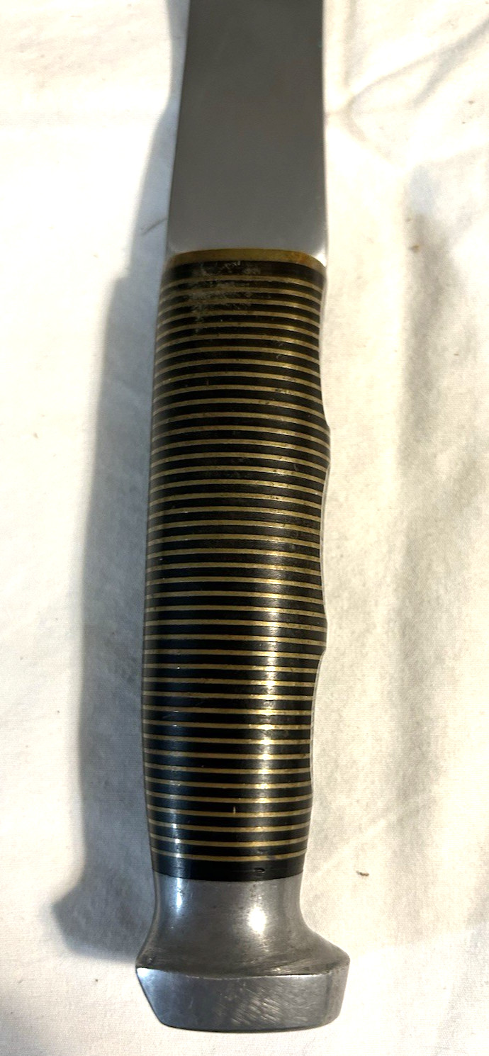 Vintage Hunter/Woodsman Axe with Sheath Excellnt Condition