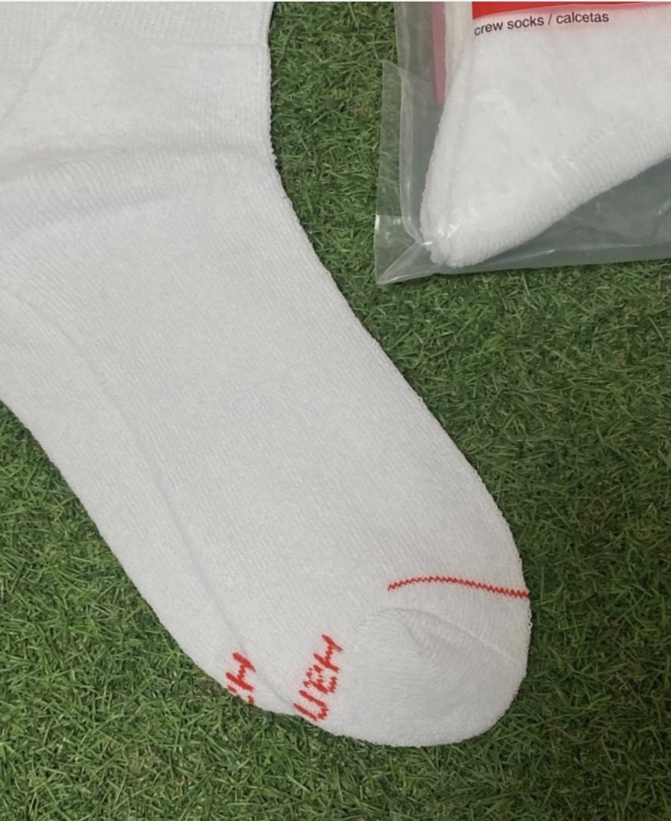 Supreme/Hanes Crew Socks Authentic White 4 Pack Size 6-12 Fast Free Shipping 🚚