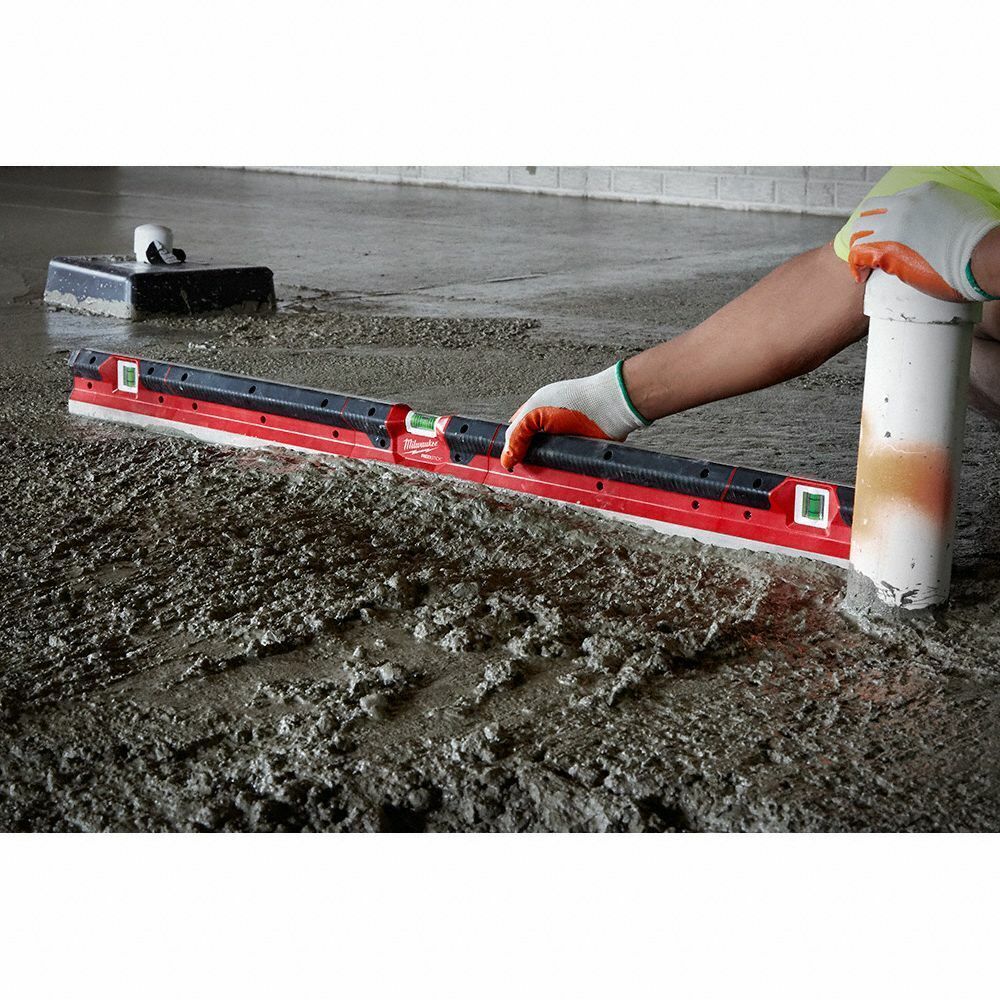 Milwaukee Aluminum Redstick Concrete Screed Non Magnetic Level