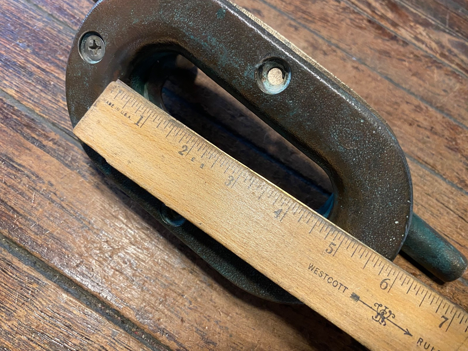 VINTAGE CAST BRONZE COMBINATION CLEAT/HAWSE HOLE 12" LONG (2 avail)