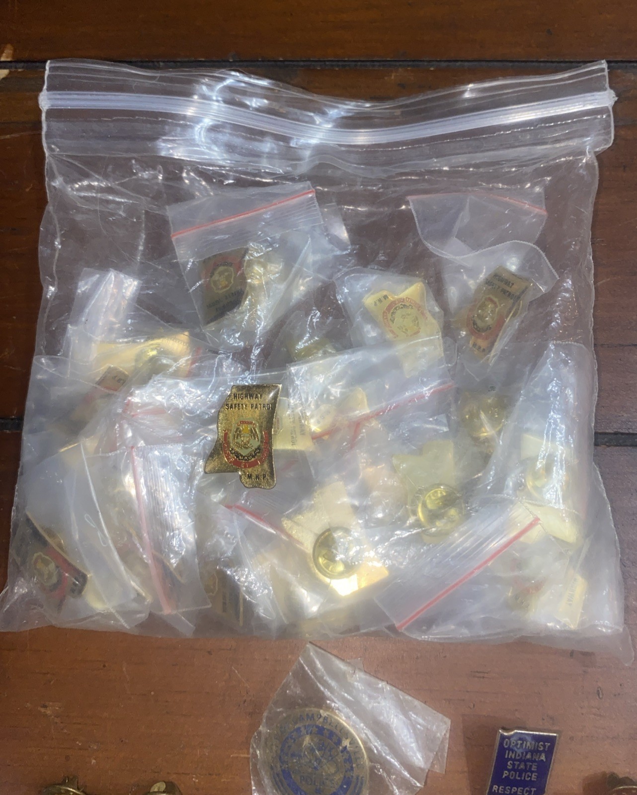 ￼ Lot Of Pins, Law-Enforcement And Odds And Ends ￼