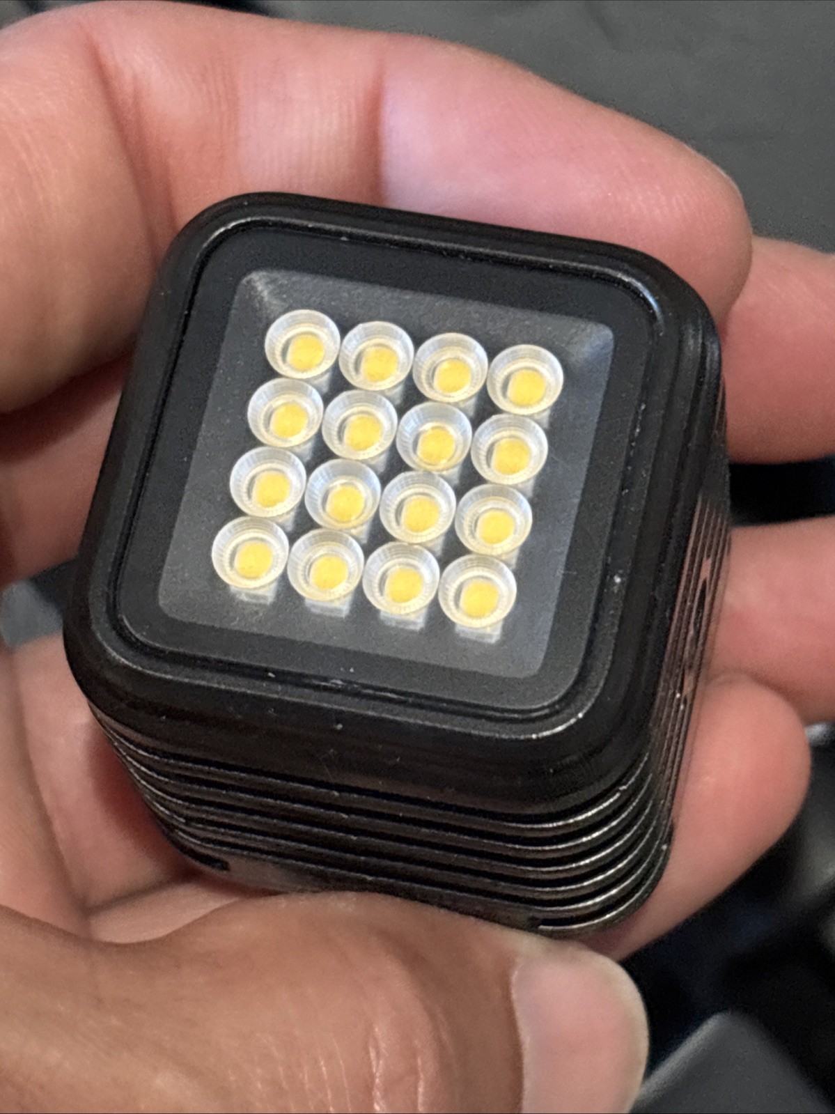 LITRA TORCH 2.0 PHOTO AND VIDEO LIGHT Great Condition