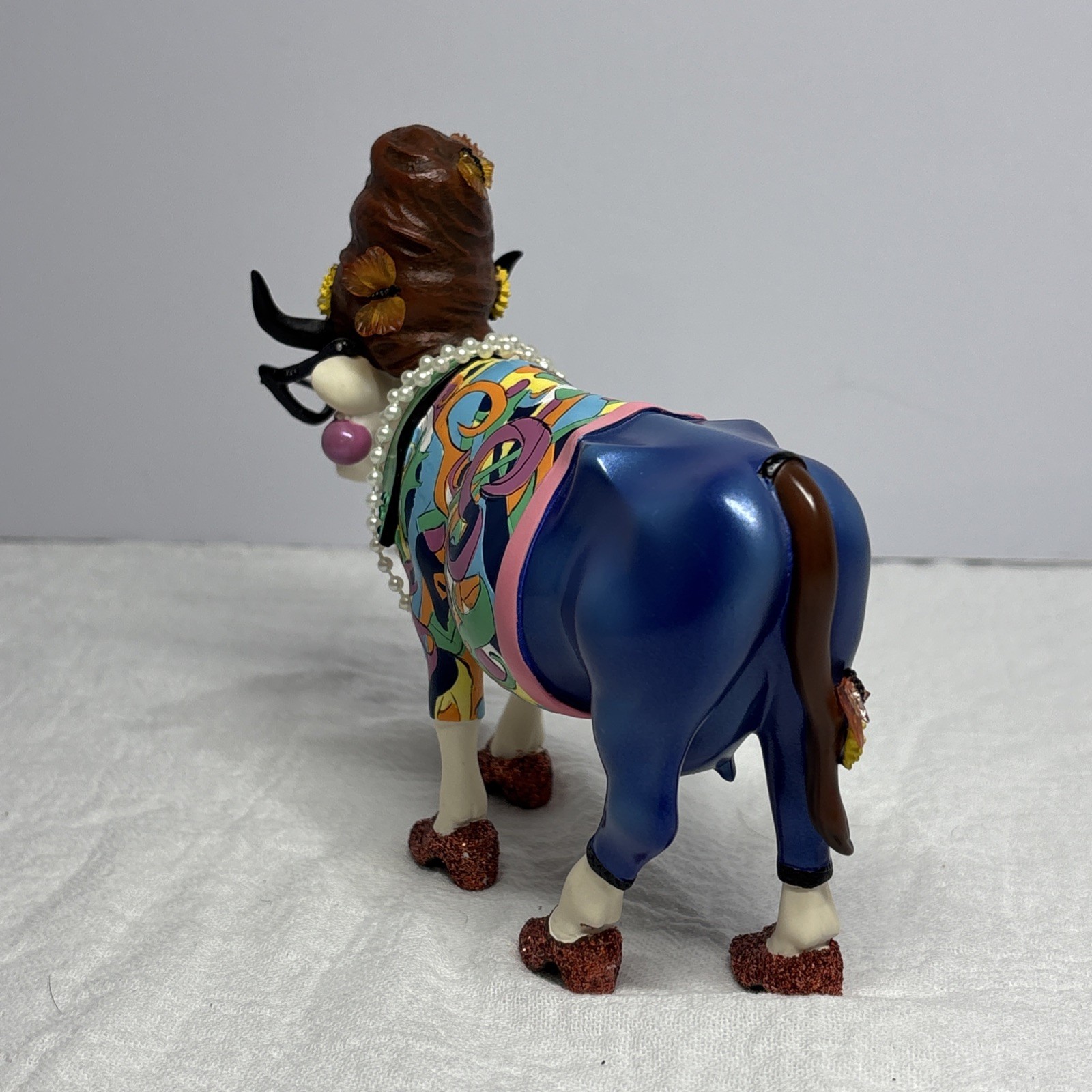 Cow Parade Beehive Bovine 2002 Retired VINTAGE-READ DESCRIPTION