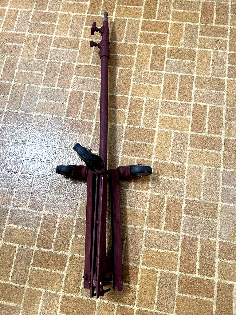 Mole-Richardson Baby Wheeled Studio Light Stand With Head & Mathew 40" Arms