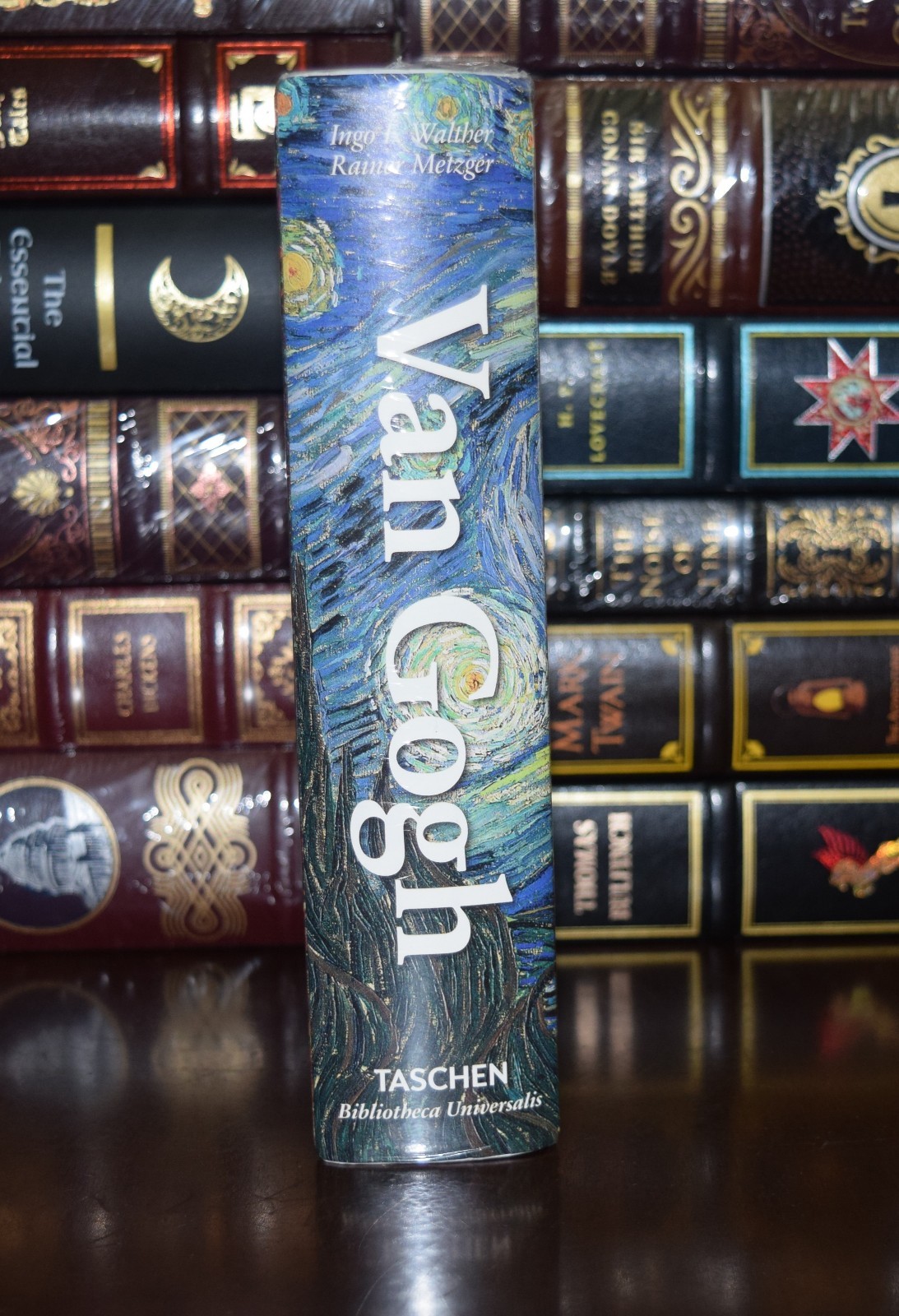 Vincent Van Gogh The Complete Paintings New Hardcover Collectible Gift