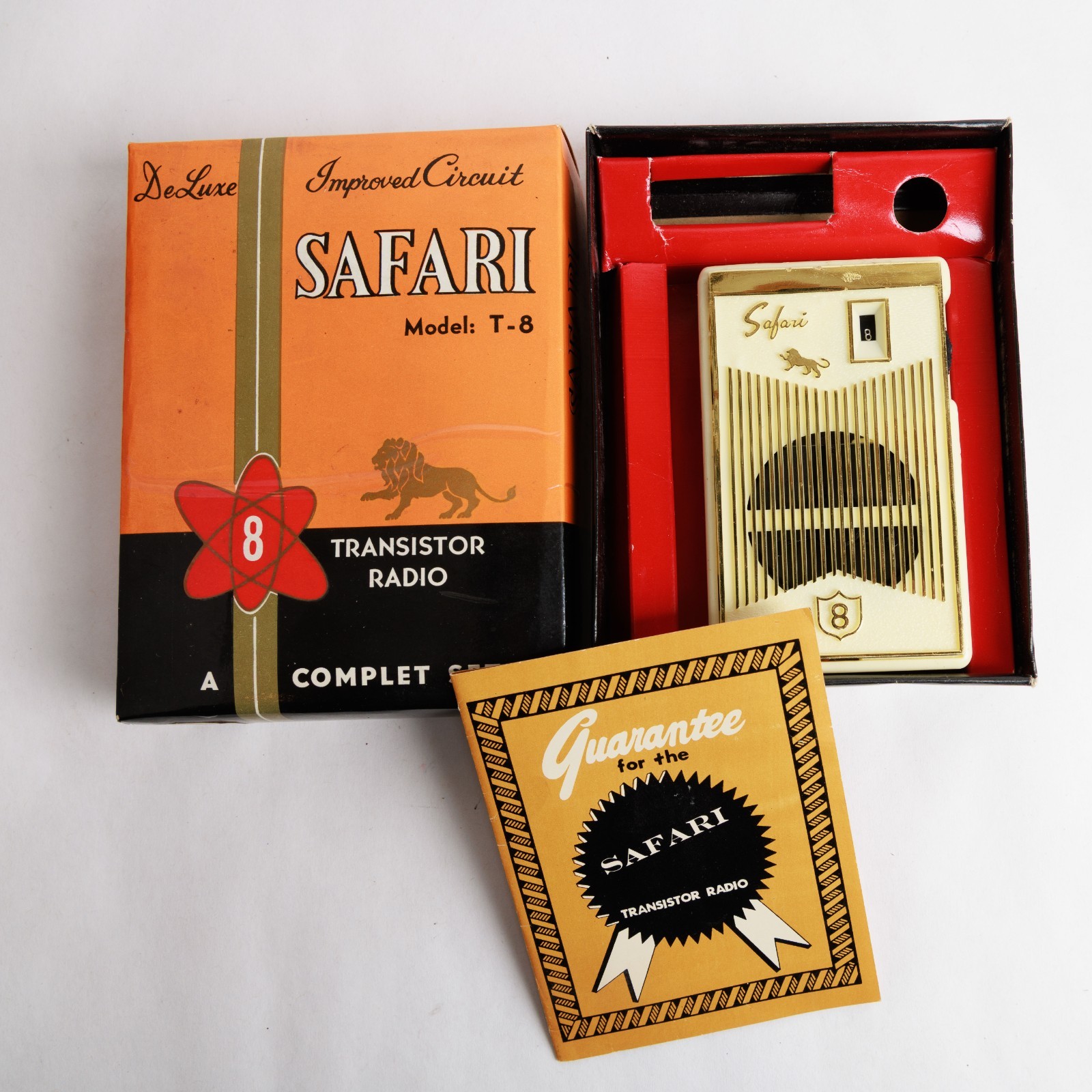Vintage Safari 8 Transistor Radio Working