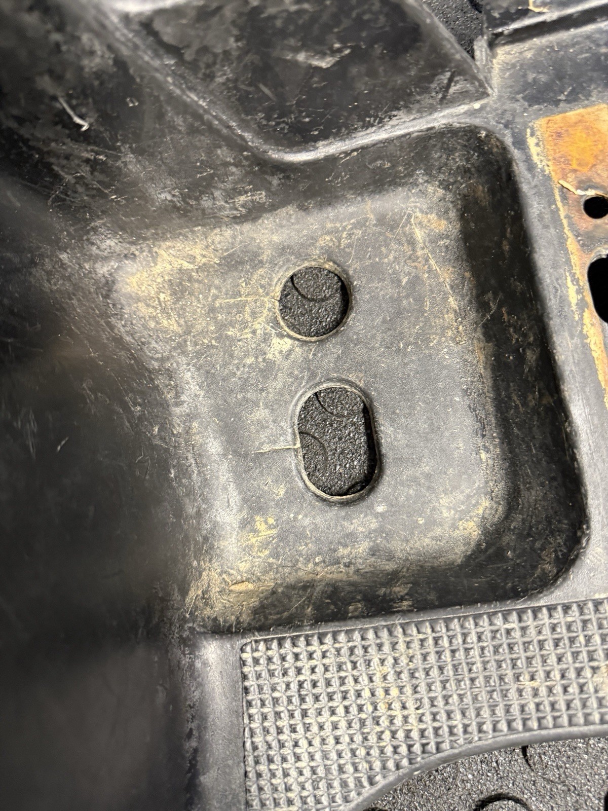 02 Honda Foreman 450 ES Foot Wells Feet Rest