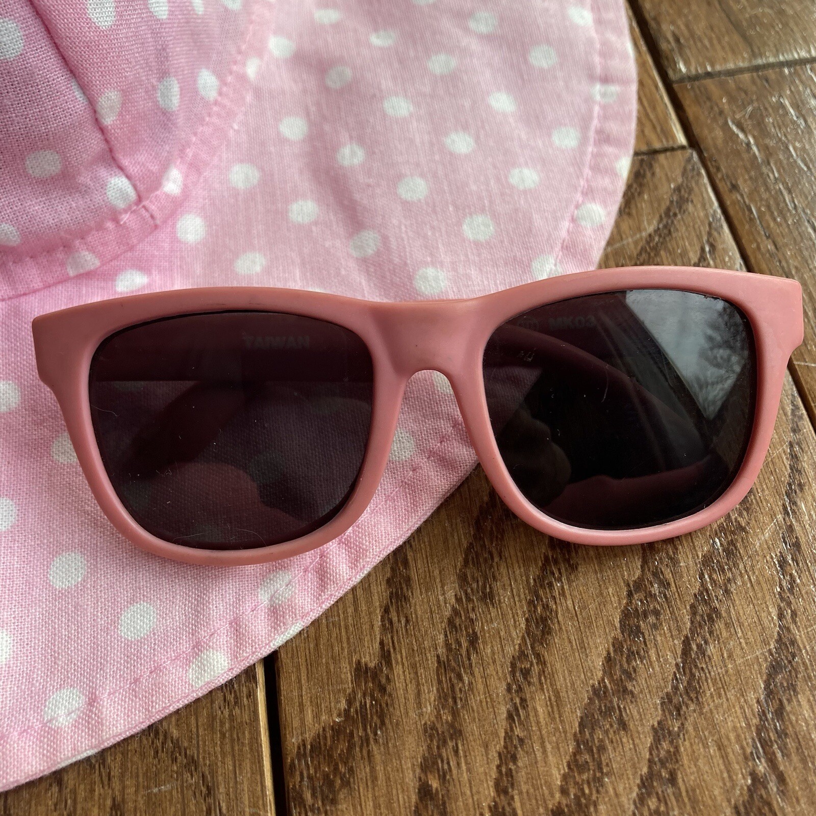 Flap Happy Baby Sun Hat Sunglasses Set 3 6 9 12 months Pink Beach Photography