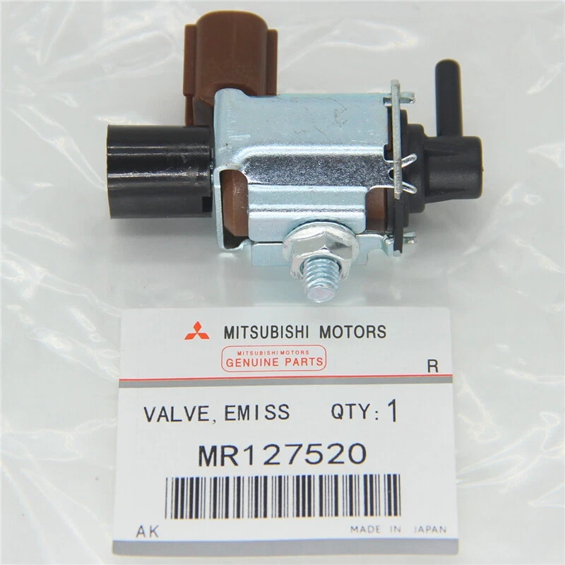 EGR Valve Control Switch Vacuum Solen fits Mitsubishi MR127520
