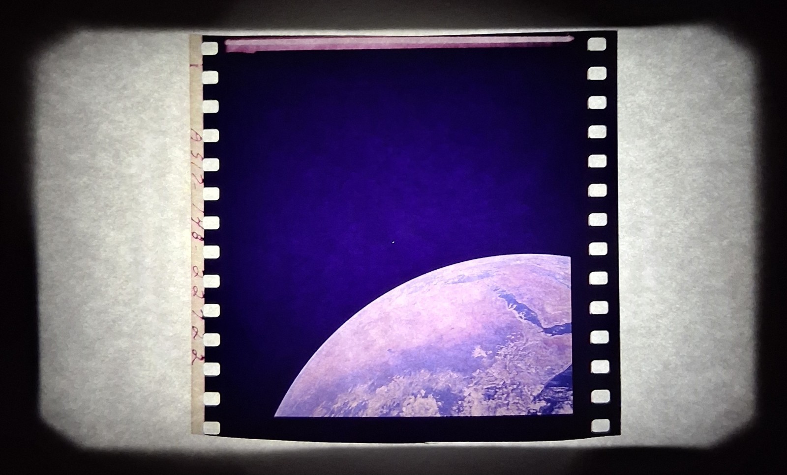 VINTAGE NASA APOLLO 17 70MM FILM CUTOUT AS17-148-22722