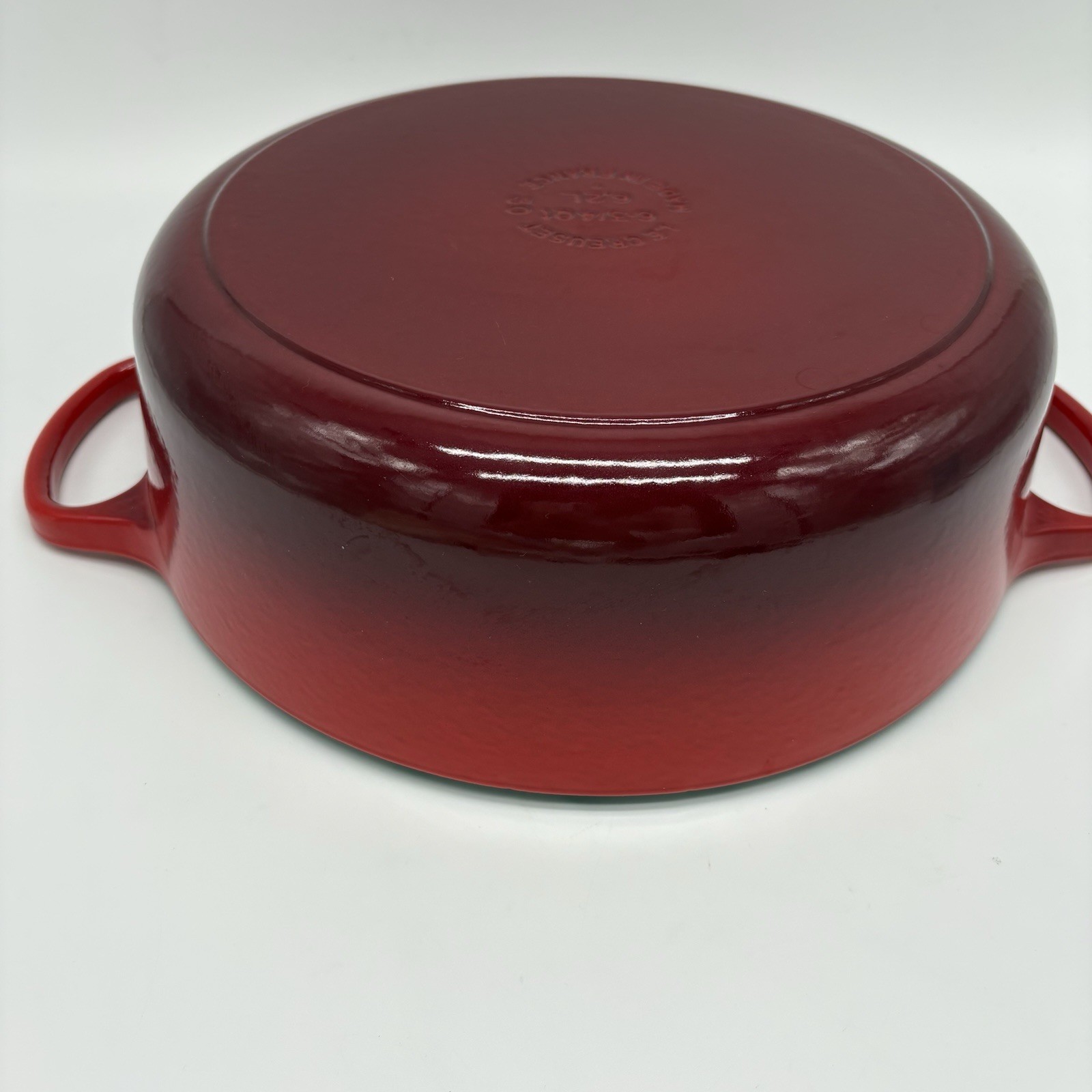 Le Creuset Signature Enameled Cast Iron Wide Round Dutch Oven 6 3/4Qt Cerise Red