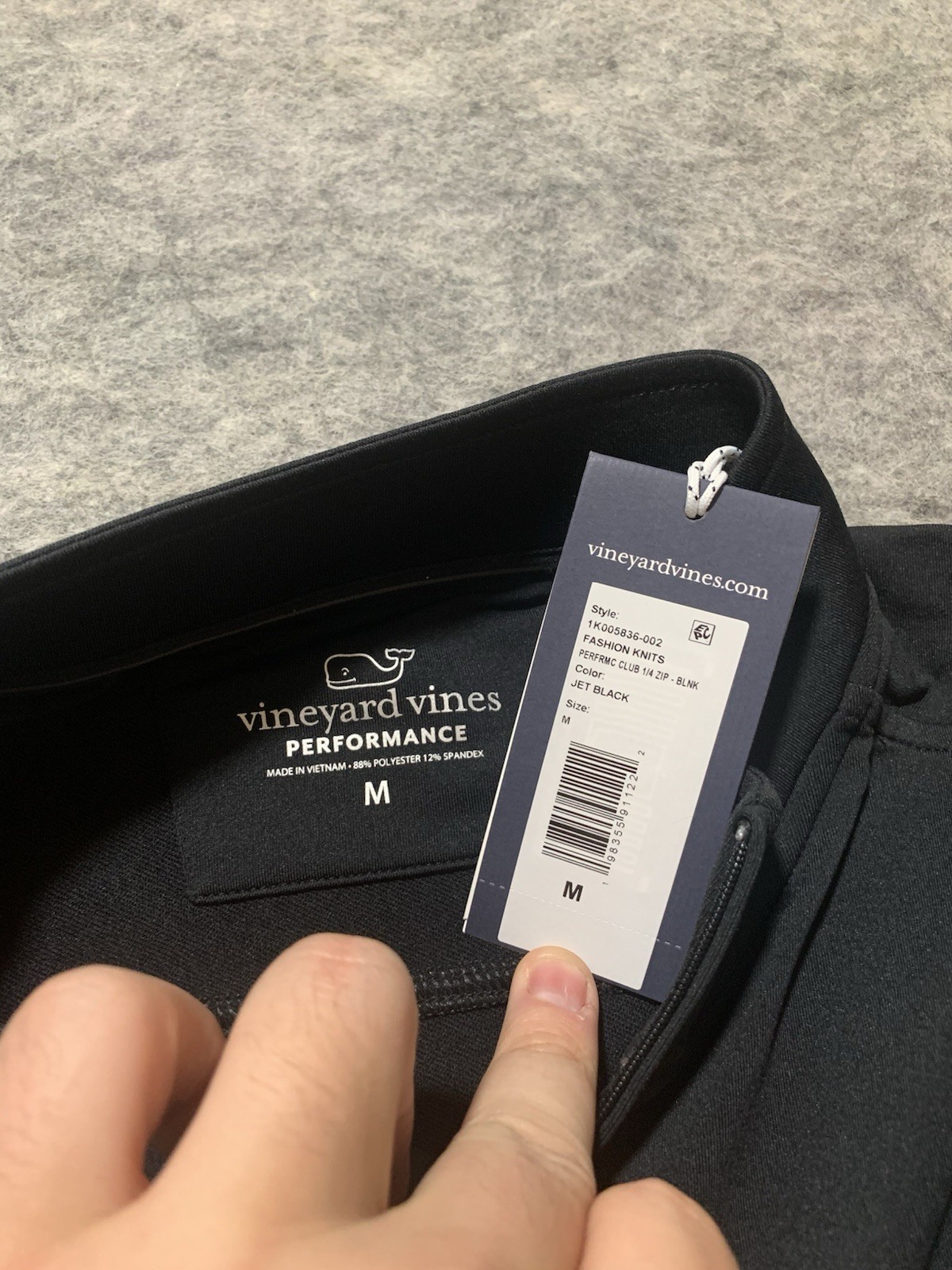 NWT Vineyard Vines Performance Club 1/4 Zip Men’s Size MEDIUM Jet Black NEW