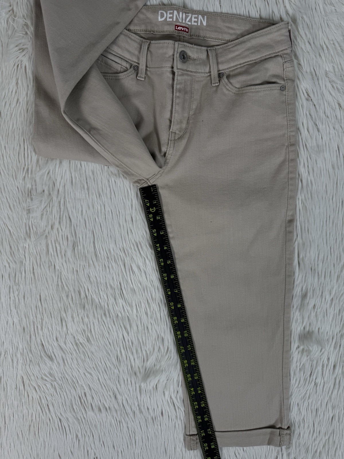 Denizen From Levi's Tan Mid-Rise Cuffed Capri Denim Jeans Women's Size 2