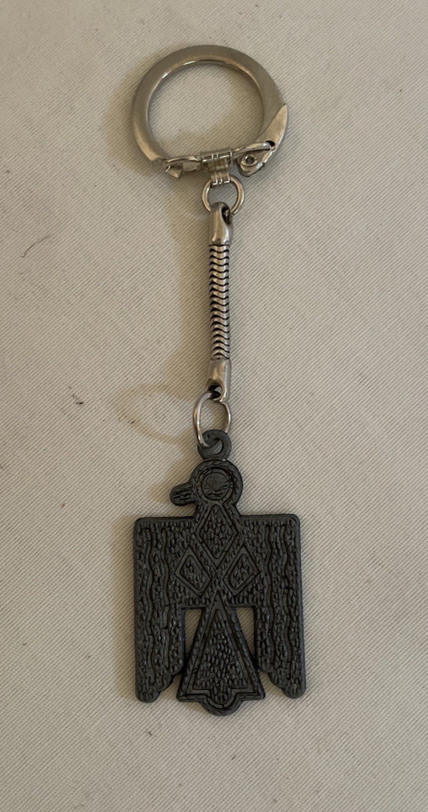 VINTAGE Native American SOUTHWEST THUNDERBIRD KEY CHAIN KEYCHAIN 1 inch x 4 inch