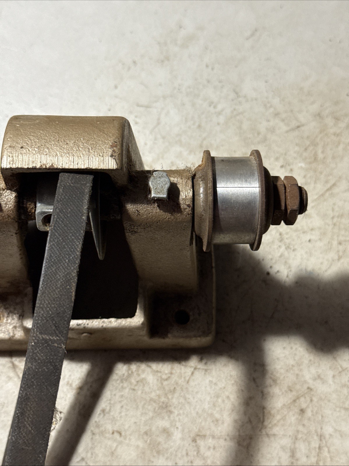 Sears Roebuck King-Seeley Corp 103.6628 Belt Driven Bench Grinder