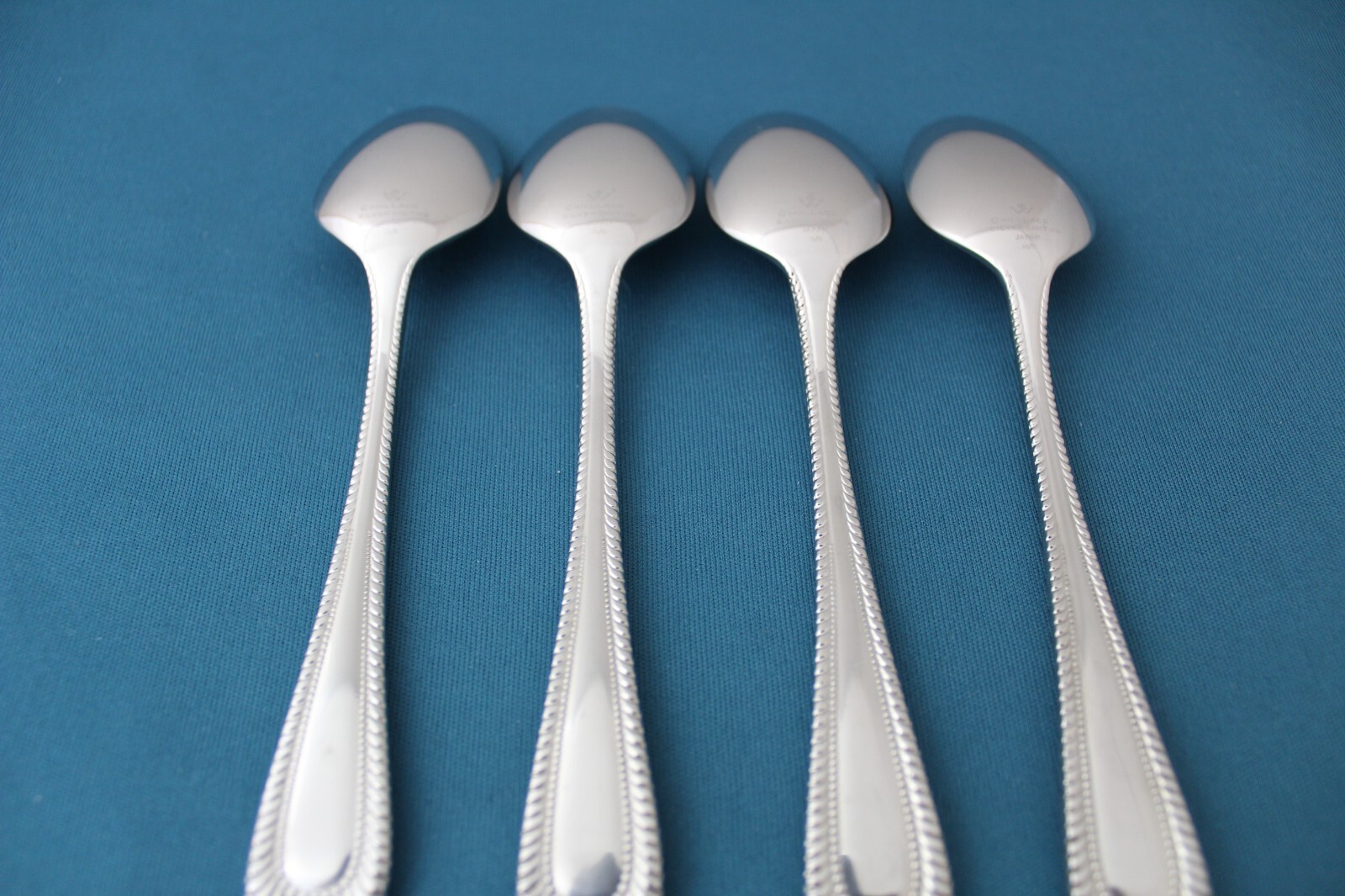 4 Teaspoons Wallace WICKHAM Glossy Half Bead 18/8 Stainless Japan 6 1/8"