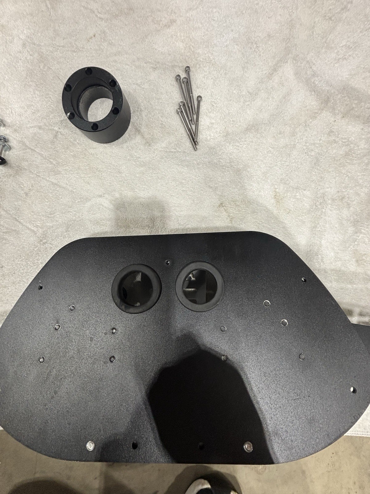 Bass Boat Technologies Mega Dual Graph Mount Ranger Boat