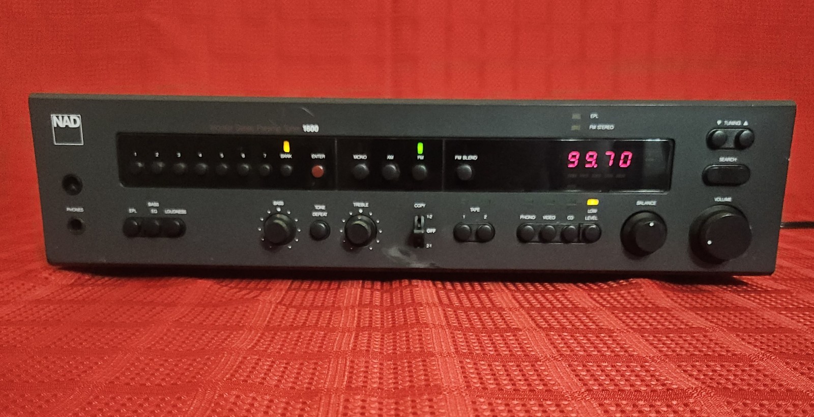 NAD 1600 Stereo Preamp / Tuner ~Powers On ~No Sound Output~ Sold As Is~ Read ~