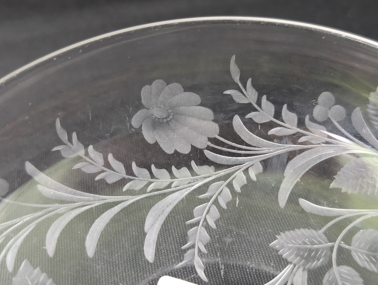 Sinclaire Intaglio Etched 6" Shallow Bowl Dish ANTIQUE American Brilliant