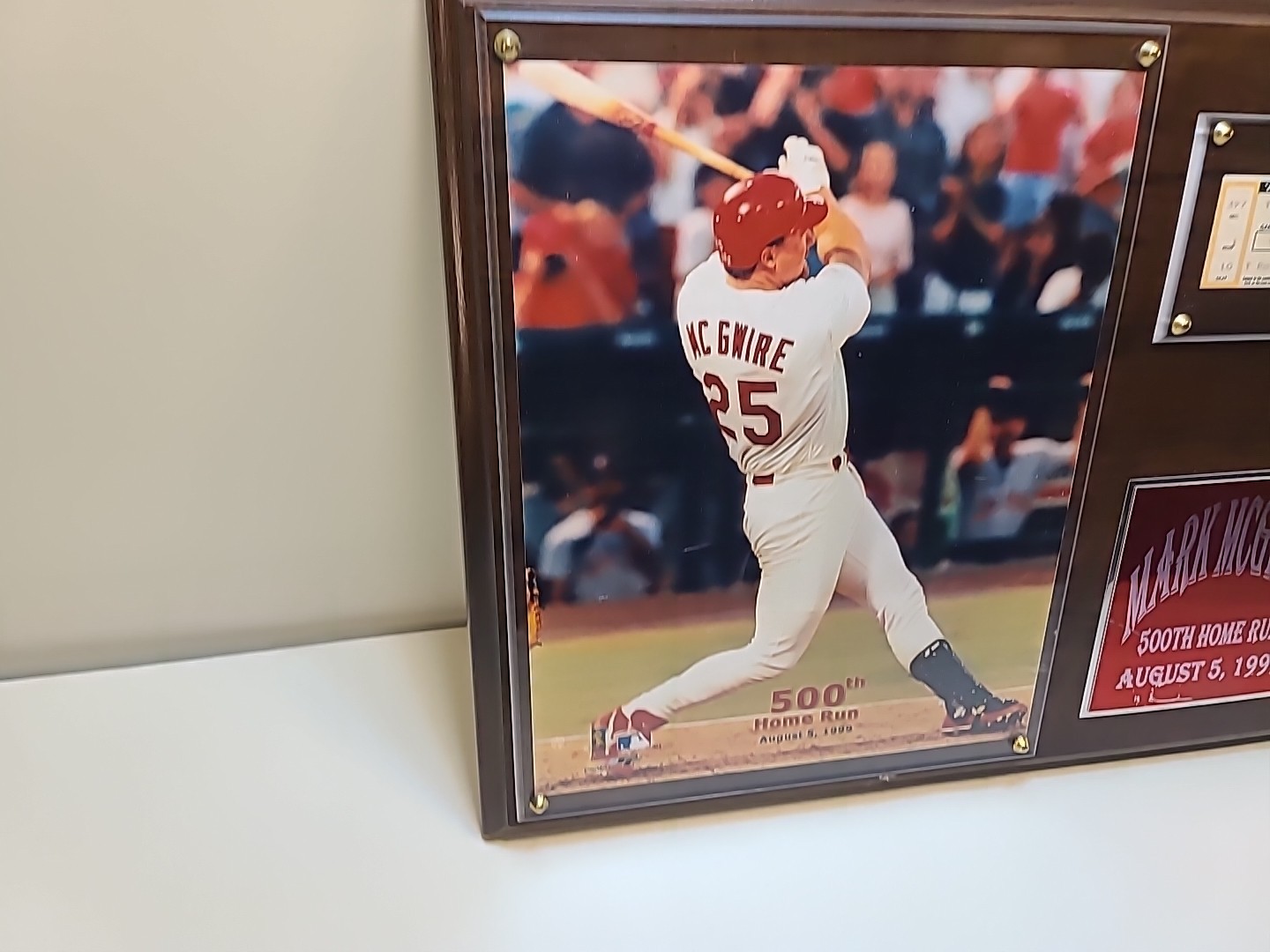Mark McGwire 500th Home Run Display Plaque – Vintage MLB Collectible