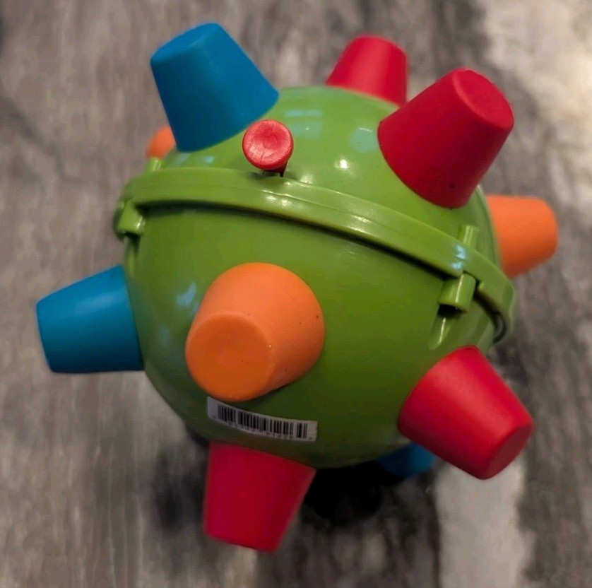 Spark Bumble Ball Vibrating Bouncing Ball Kids 90s Toy Rumble Ball Green