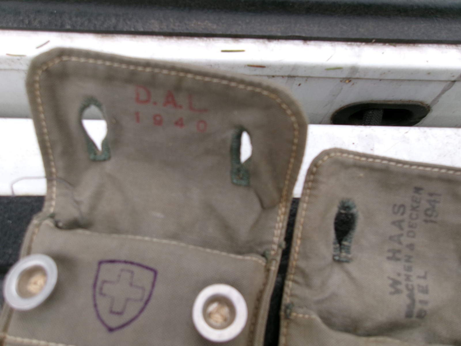 WW2 Swiss M31 Splittertarnmuster Tent - 2 Halves, Poles and Stakes