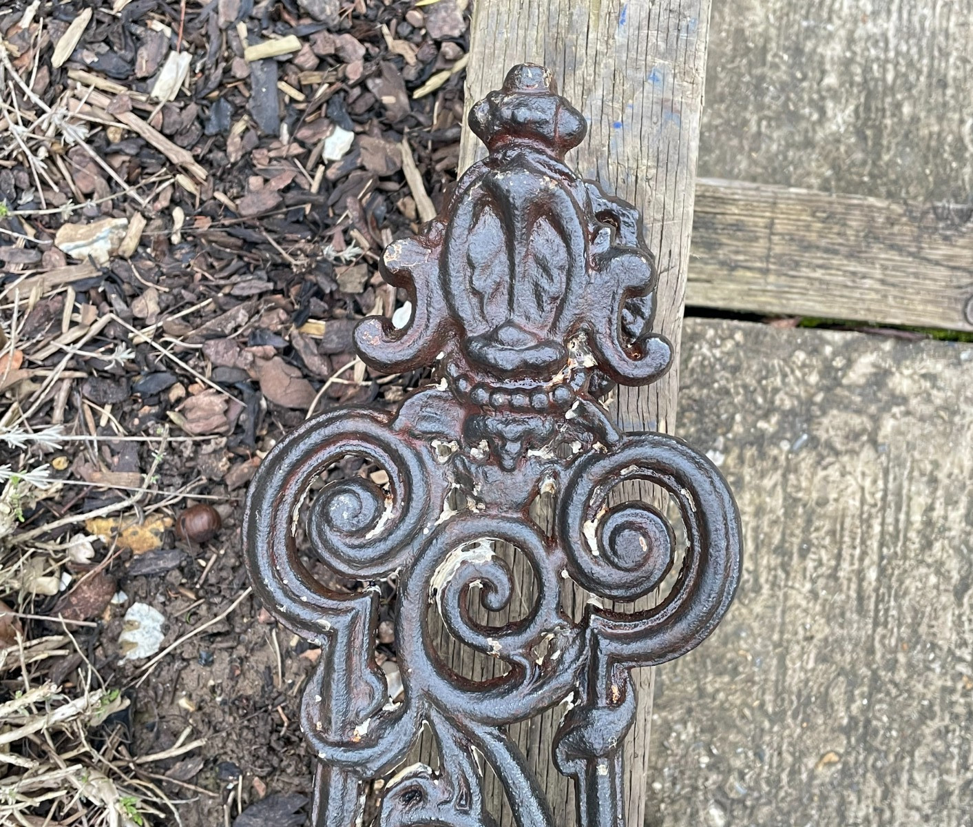 Antique Ornate Cast Iron Garden Stair Balustrade Handrail