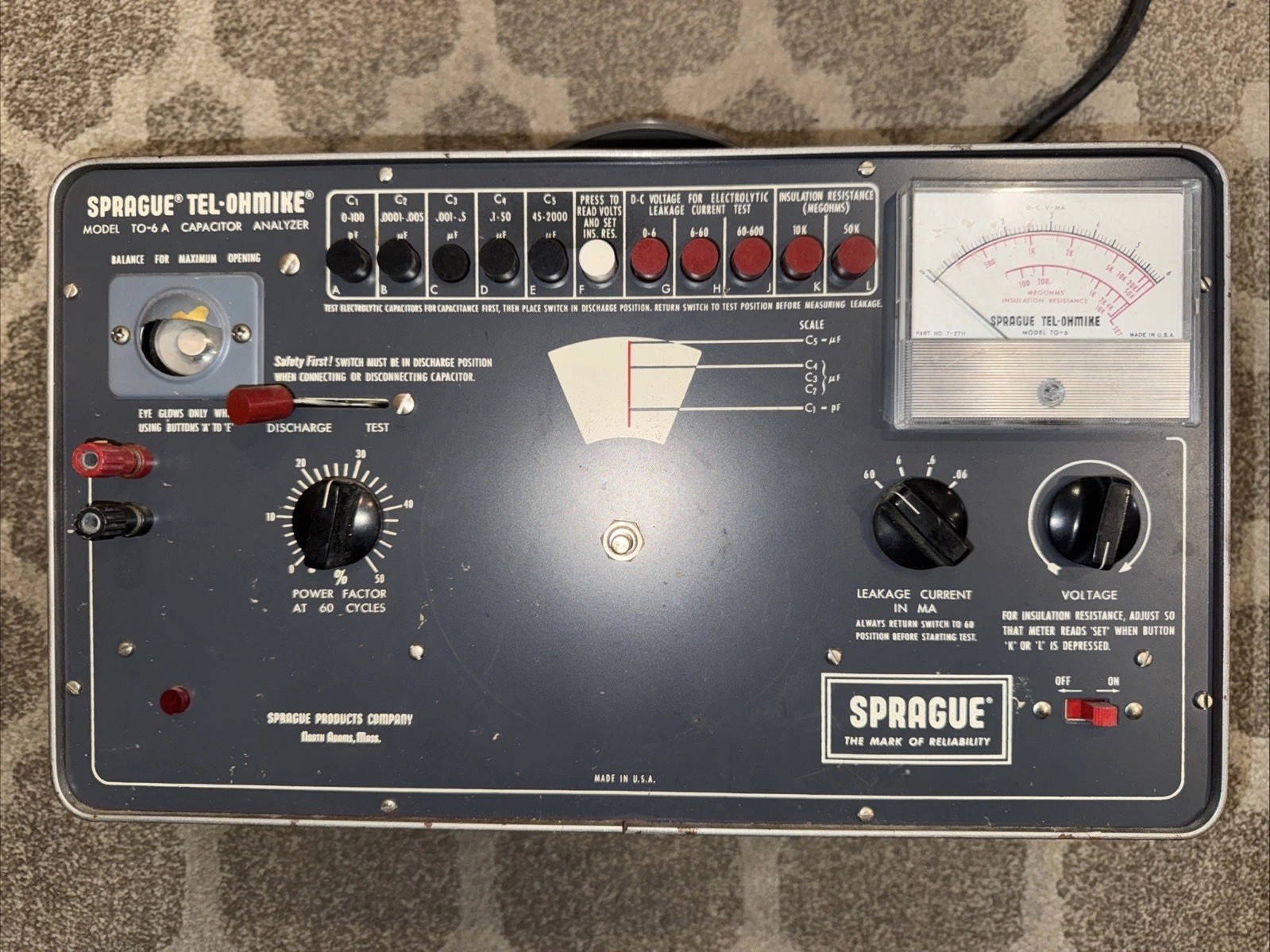 Vintage Sprague TEL-OHMIKE Model TO-6 A Capacitor Analyzer, Untested, Powers On