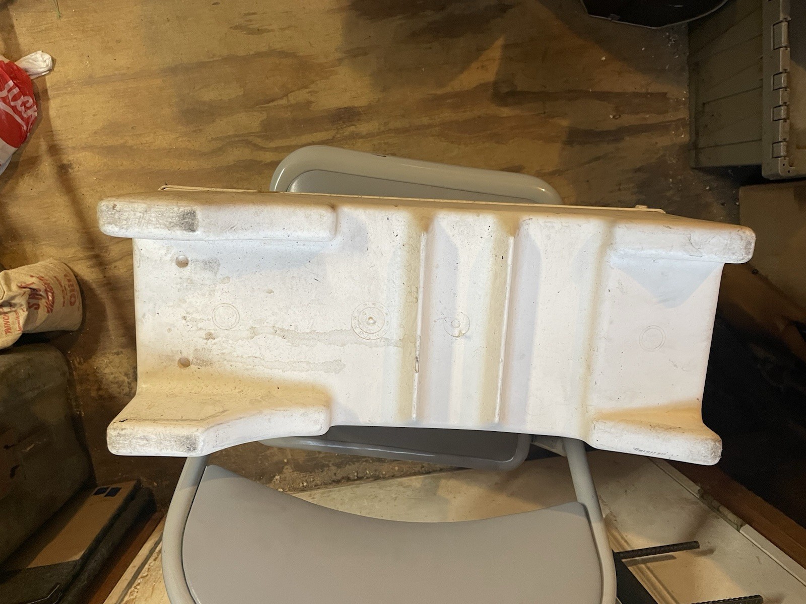 VTG Igloo Lg Kool Rest Armrest Console Cooler 23" Long 1982